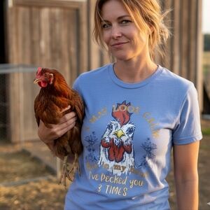 🐔 NWT Funny Chicken Tee | Glitter Letters | M 😂